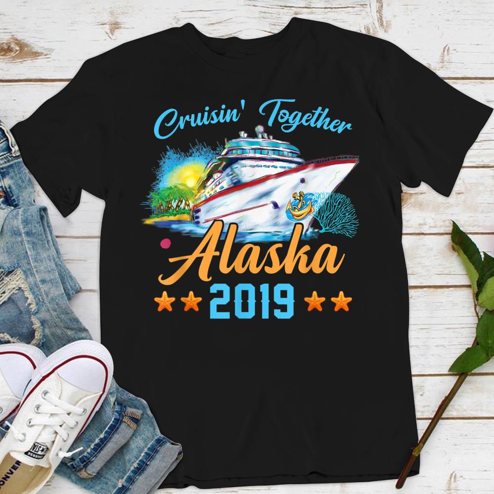 Matching Couple Family Friends And Group Alaska Cruise 2019 T-Shirt