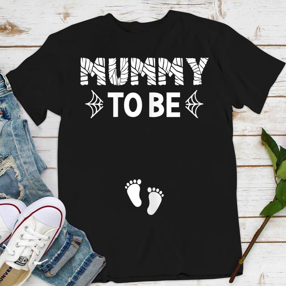 Womens Halloween Pregnancy Announcement Shirt Couples Mummy to Be T-Shirt